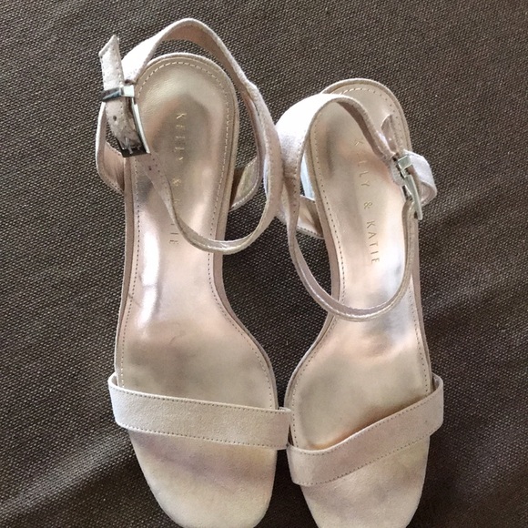 Kelly and Kate Sarafine size 9.5 high heel sandals NWOT Ankle strap Fresh look!! - Picture 6 of 9